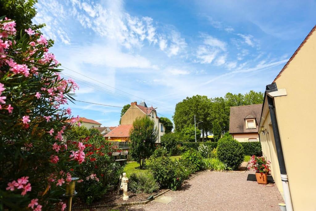 Villa F3 80 M2 Longere Plain Pied Au Centre Auxonne. Exterior foto