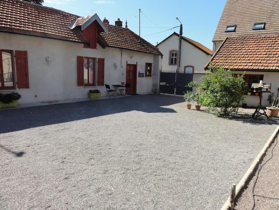Villa F3 80 M2 Longere Plain Pied Au Centre Auxonne. Exterior foto